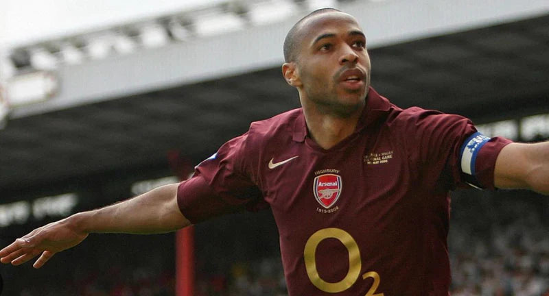 Arsenal 2005-2006 Home Retro Kit - Highbury Farewell Edition