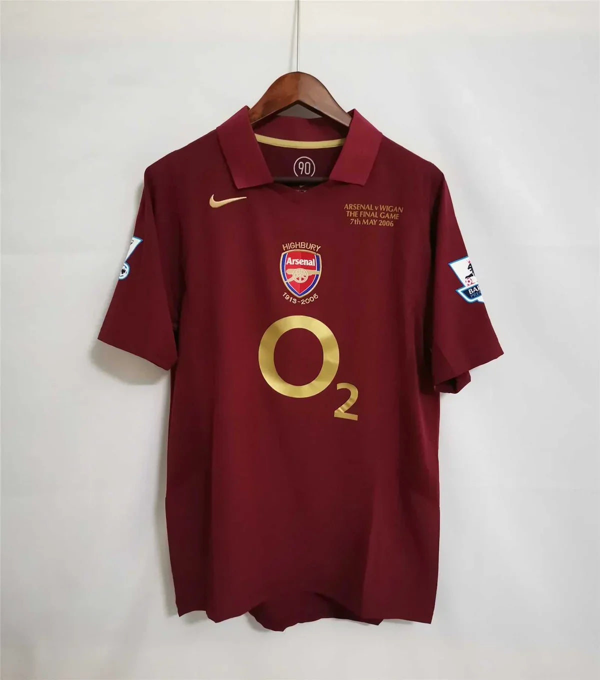 Arsenal 2005-2006 Home Retro Kit - Highbury Farewell Edition